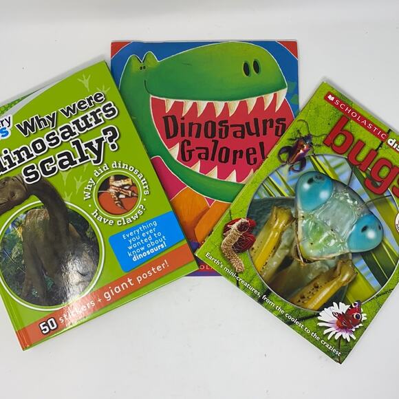 Bundle of 3 Bugs & Dinosaurs Childrens Books - Picture 1 of 11